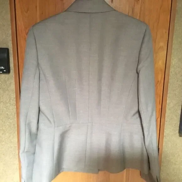 NWOT. Kasper Brand Women’s Size 6 Dove Grey Jacket - Picture 4 of 8